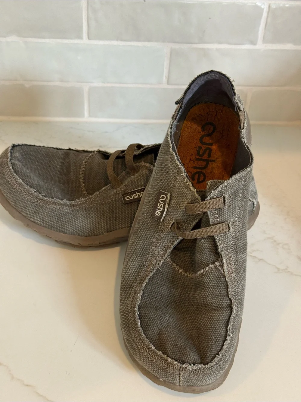 Cushe M Loafer Slipper Shoes Mens 8 Brown Canvas Slip On Moc Toe Comfort